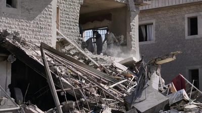 Israel không kích Lebanon, 8 thành viên Hezbollah thiệt mạng