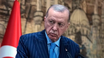 Thổ Nhĩ Kỳ bất ngờ cải tổ nội các