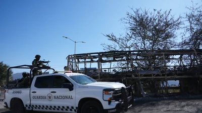 Thành viên băng đảng ma túy tấn công, 25 binh sĩ Mexico thiệt mạng