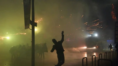 Hình ảnh biểu tình tại thành phố diễn ra Thế vận hội mùa đông