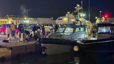 Tàu tuần tra va chạm thuyền chở di dân, 15 người thiệt mạng