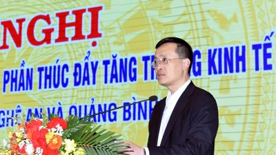 Phó Thống đốc: Sẽ nâng hạn mức vay không cần tài sản bảo đảm