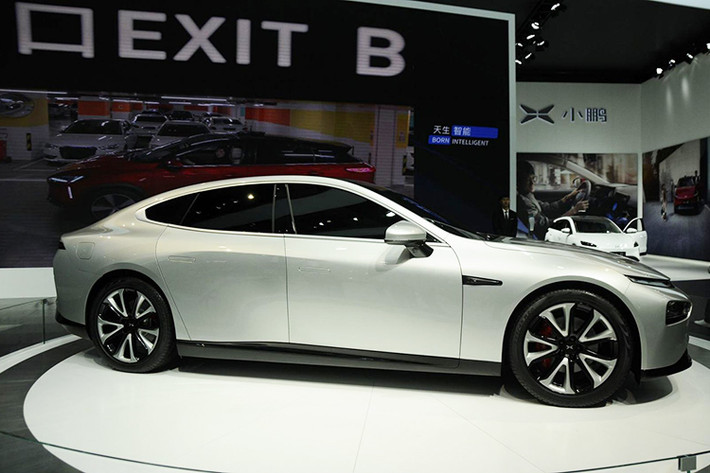 Theo ông ty khởi nghiệp Xpeng Motors Trung Quốc này cho rằng, P7 được trang bị hai mô-tơ điện, một trên mỗi trục, cung cấp hệ dẫn động 4 bánh AWD và cho phép xe chạm mốc 100 km/h trong chỉ 4 giây.