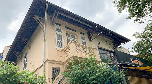 Nếu phải phá dỡ để xây dựng lại thì phải theo đúng kiến trúc ban đầu, sử dụng đúng vật liệu, mật độ xây dựng, số tầng và chiều cao của biệt thự cũ. Ảnh: Vietnamnet