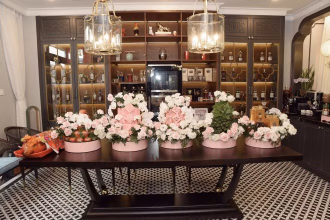 Một số góc ảnh cho thấy biệt thự của chồng Minh Hằng có giá trị không nhỏ. Ảnh: KiengCan team