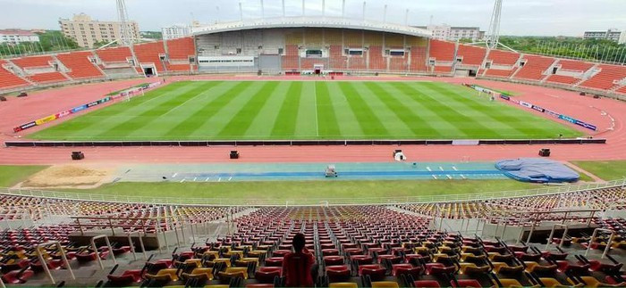 Khu vực khán đài hoành tránh của sân vận động. Ảnh: Plo.