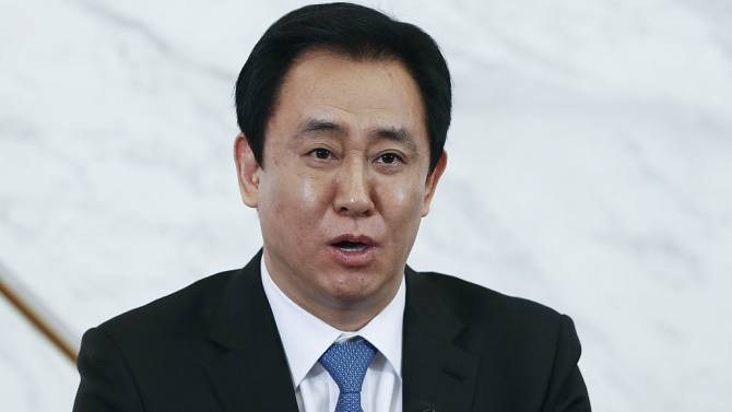  Năm 1975, sau khi tốt nghiệp cấp 3, Hứa Gia Ấn nghỉ học về nhà, làm nông. 2 năm sau. ông đi thi đại học nhưng không đỗ vì bỏ bẵng bài vở suốt thời gian dài. Ảnh: Ftchinese. 