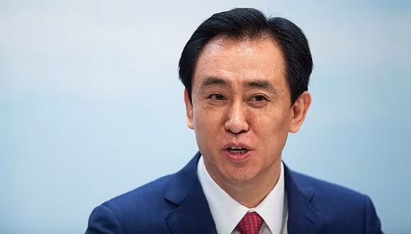  Ông Hứa Gia Ấn sở hữu khối tài sản trị giá 36,7 tỷ USD, đứng vị trí thứ 20 trong danh sách những người giàu nhất thế giới. Ảnh: Jiemian. 