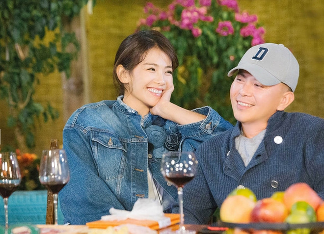 Không muốn để chồng một mình gánh vác gánh nặng, Lưu Đào quyết định trở lại showbiz và nhanh chóng lấy lại vị thế.