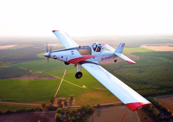 Được biết, chiếc máy bay nông nghiệp này thuộc dòng Thrush 510P. Nó đã cập cảng Cát Lái, TP HCM vào chiều ngày 3/11. Ảnh: Aerocontact.