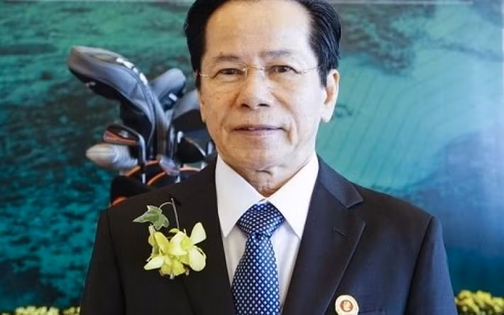 Kinh doanh "1 lời 10" khiến vợ chồng ông Kiểm tích lũy được tới cả nghìn cây vàng. Khoảng năm 1984-1985, ông Kiểm đưa cơ sở sản xuất ban đầu lên thành một công ty tư nhân đầu tiên. Ảnh: Vietnamgolfmagazine.