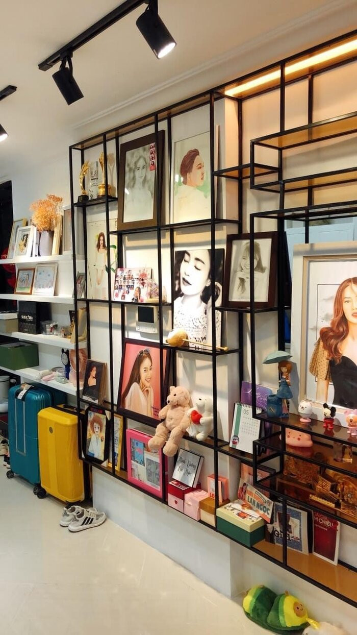 Vài năm gần đây, Lan Ngọc là một cái tên “nổi đình nổi đám”, xuất hiện trong loạt gameshow, đi sự kiện, quay quảng cáo...