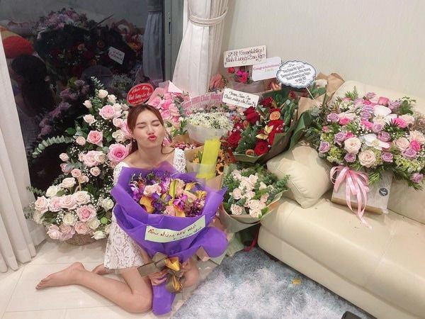 Thông qua những hình ảnh mới nhất, có thể thấy căn hộ của Ninh Dương Lan Ngọc khá rộng rãi và tiện nghi.