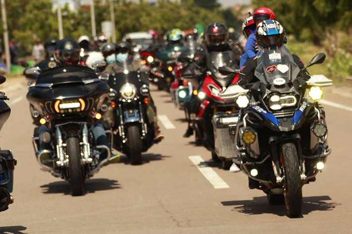 Ngoài ra sau sự kiện này, Ban tổ chức cũng sẽ cùng các CLB bán những vật phẩm, đồ dùng xe môtô gây quỹ để tổ chức những chương trình thiện nguyện đến với những gia đình khó khăn, tổ chức các chuyến đi hỗ trợ trẻ em có hoàn cảnh đặc biệt trên khắp cả nước... để giúp cuộc sống ngày càng tốt đẹp hơn!