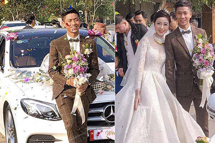 Trước đó vào tối ngày 29/1, Văn Đức cũng nhận được video chúc mừng từ HLV Park Hang-seo. Nhà cầm quân người Hàn Quốc chúc cậu tiền vệ xứ Nghệ có một gia đình hạnh phúc, tràn đầy tình yêu thương. Ông thậm chí còn giơ tay tạo hình trái tim để thể hiện tình cảm với cậu học trò cưng.