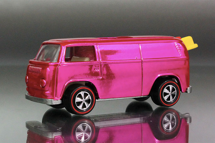 “Bạn tôi đề nghị trả tôi 200 USD cho bộ sưu tập,” Pascal nói. “Tôi đã từ chối và giữ lại chúng, nhưng chính lời đề nghị của anh ấy đã khiến tôi bắt đầu nghiên cứu về giá trị của Hot Wheels và theo đuổi việc sưu tầm khi trưởng thành”.