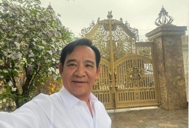 Nghệ sĩ Chí Trung từng trầm trồ hỏi: "Vì sao Tèo giàu thế? Sao show tháng nào cũng đi?" Ảnh: FBNV