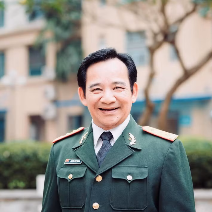 Mới đây, trong bài phỏng vấn trên Báo Dân Việt, nghệ sĩ Vượng Râu tiết lộ, NSƯT Quang Tèo hiện có đến 3 – 4 cái nhà, mấy miếng đất và mấy chục tỷ đồng tiền mặt. Các nghệ sĩ không phải ai cũng may mắn được thế. Ảnh: FB Quang Tèo