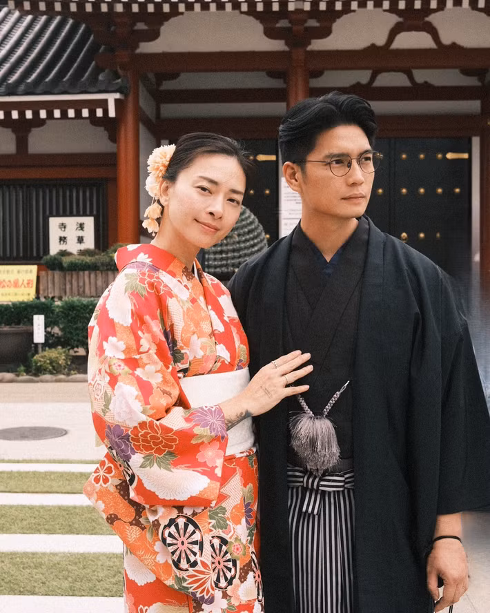 Sau 2 năm về chung nhà, Ngô Thanh Vân - Huy Trần khiến nhiều người ngưỡng mộ bởi cuộc sống hạnh phúc. Người đẹp thường xuyên được chồng tặng quà, đưa đi du lịch để tạo bất ngờ. Ảnh: FB Huy Trần