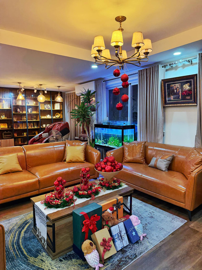 Căn hộ của MC Nguyên Khang gần 5 tỷ đồng, là món quà anh dành tặng mẹ. Ảnh: FB Nguyên Khang