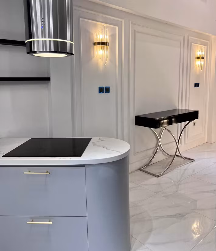 Nhà mới của Lưu Đê Ly có diện tích rất rộng tọa lạc ngay tại trung tâm Hà Nội.