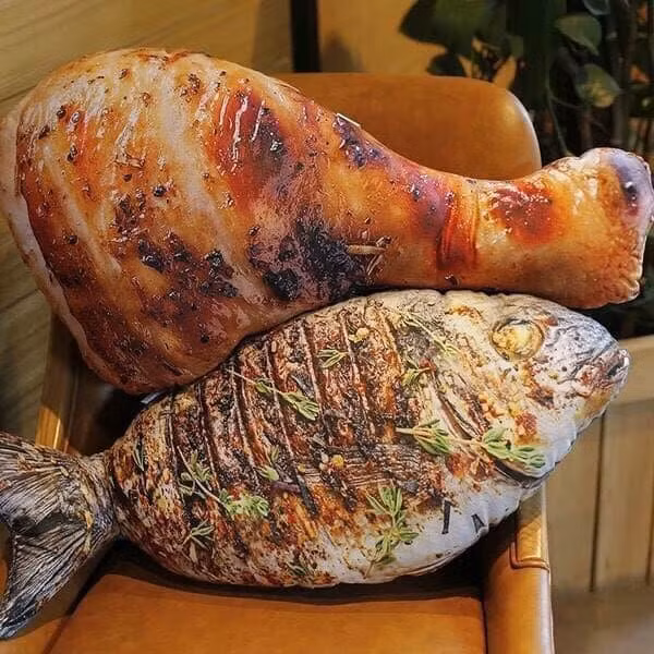 Đối với các bạn trẻ mê ẩm thực thì việc được thưởng thức những món ăn ngon mang đến cho họ sự hạnh phúc. Nhưng việc đem những món ăn này kè kè bên mình là điều không thể tuyệt vời hơn.