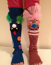 Đôi tất này rất phù hợp cho lễ hội Halloween và khi chỉ cần nhìn vào nó thôi là khối người đã phải chạy mất dép.