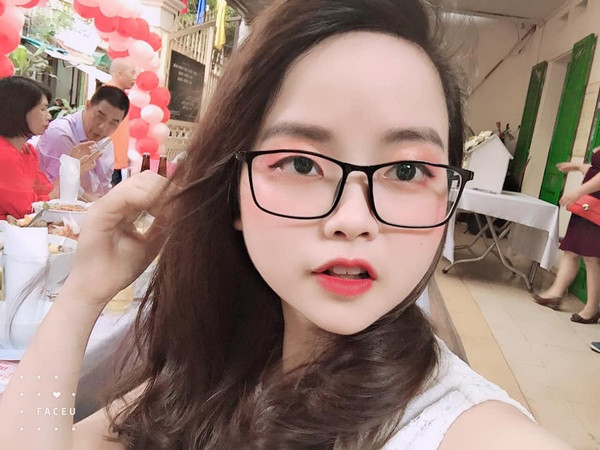 Mới đây trên MXH, hội chị em trán sân bay là những người gặp nhiều rắc rối vì chỉ cần lướt qua thôi cũng đủ để người đối diện trông thấy rồi.