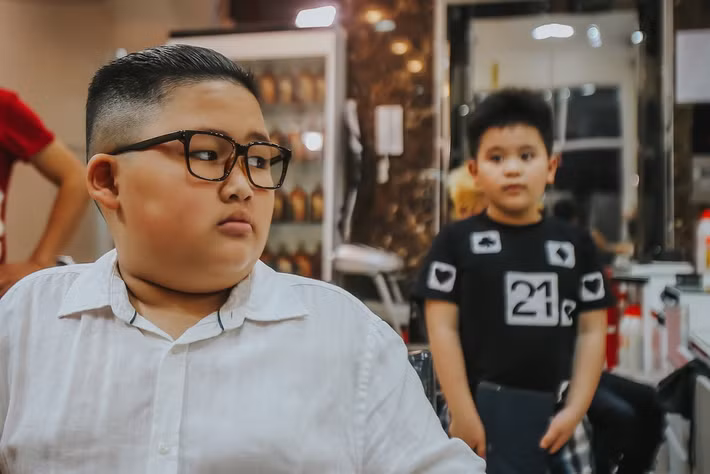 Cũng theo Gia Huy, cậu sẽ để kiểu tóc giống chủ tịch Kim Jong Un trong thời gian dài sắp tới bởi khuôn mặt của cậu khá giống và thích thú khi được mọi người gọi mình là "tiểu Kim Jong Un".