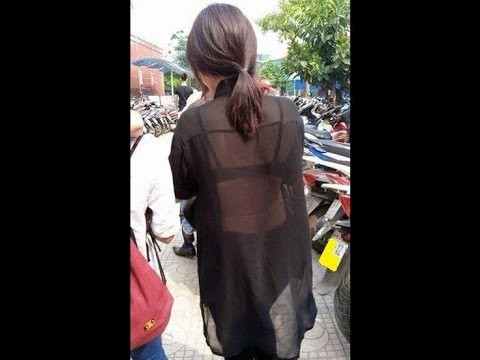 Hình ảnh người phụ nữ với bộ thời trang trong suốt phần trên từng khiến CĐM vô cùng phẫn nộ.