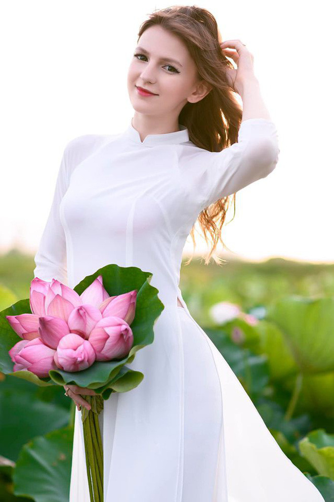 Alexandra Rud đã sống ở Việt Nam ở 2 năm và mới bắt đầu chuyển sang làm DJ cách đây vài tháng.