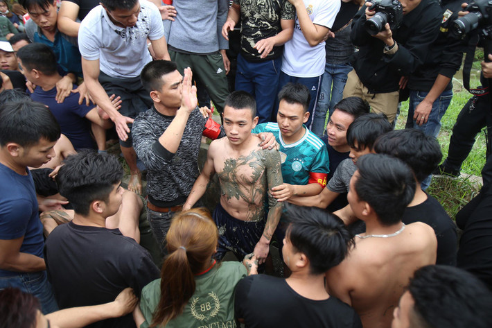 Ý nghĩa của lễ hội Đúc Bụt đó là mong muốn lấy được manh chiếu để có tài lộc, con cái, đông đảo người dân đã giành giật từng manh chiếu để mang về nhà.