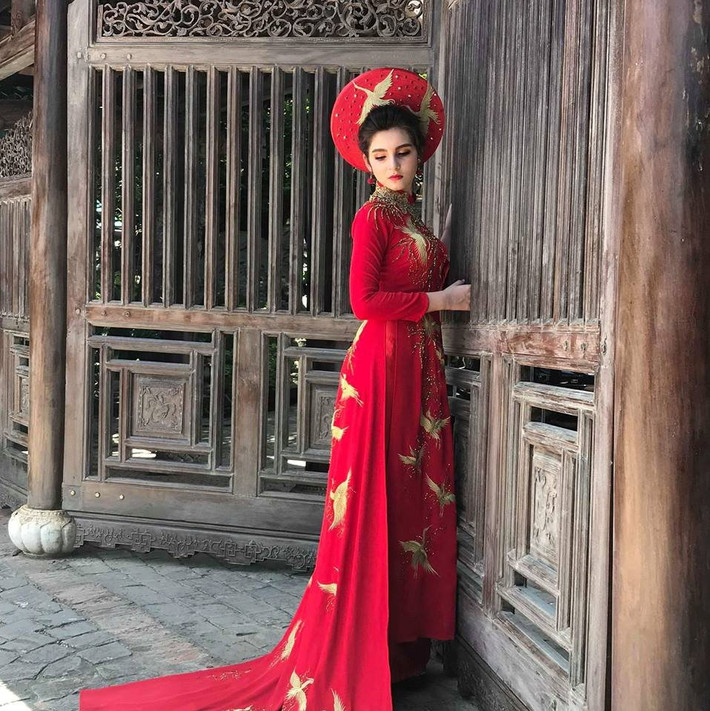 Với việc làm người mẫu ảnh, Ngọc Hằng nuôi dưỡng ước mơ trở thành một người mẫu chuyên nghiệp.