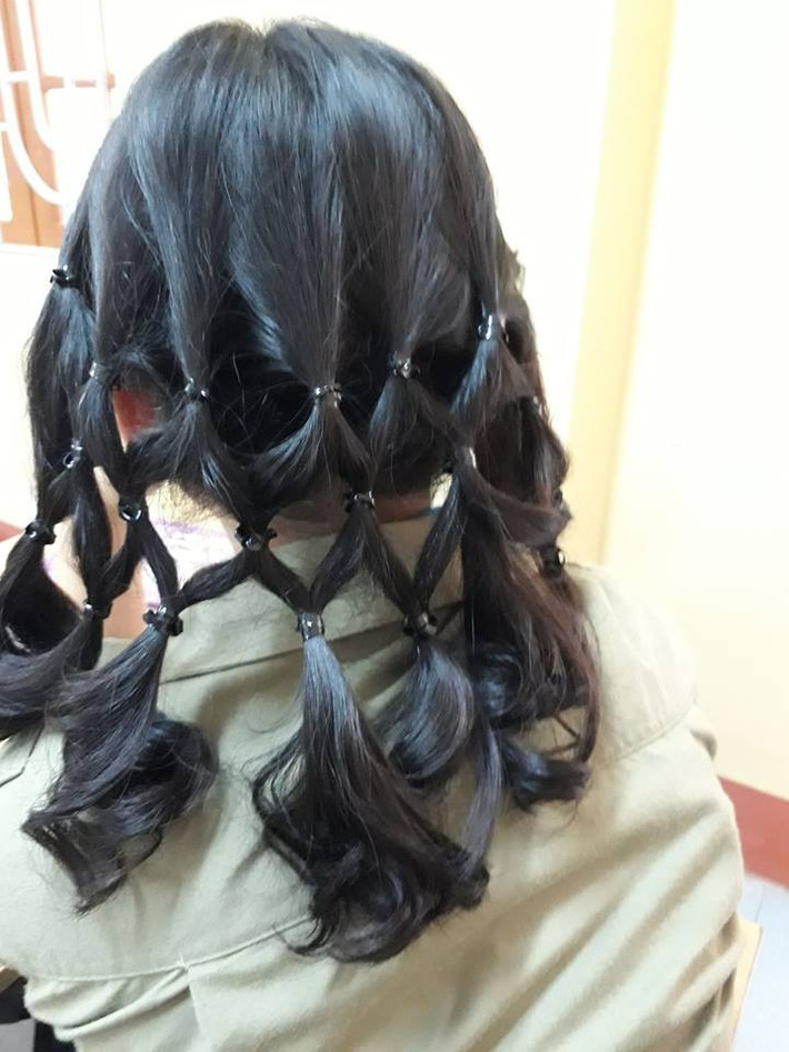 Ngay sau khi đăng tải, bài đăng đã nhận được vài ngàn lượt like cùng rất nhiều bình luận và có những người không ngần ngại bắt trend ngay lập tức của hội học sinh.