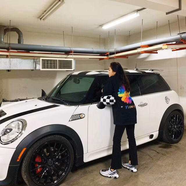 Dù chỉ mới xuất hiện nhưng Joyce Pham đã thực sự làm choáng ngợp giới Rich Kid Việt bằng độ ăn chơi của mình.