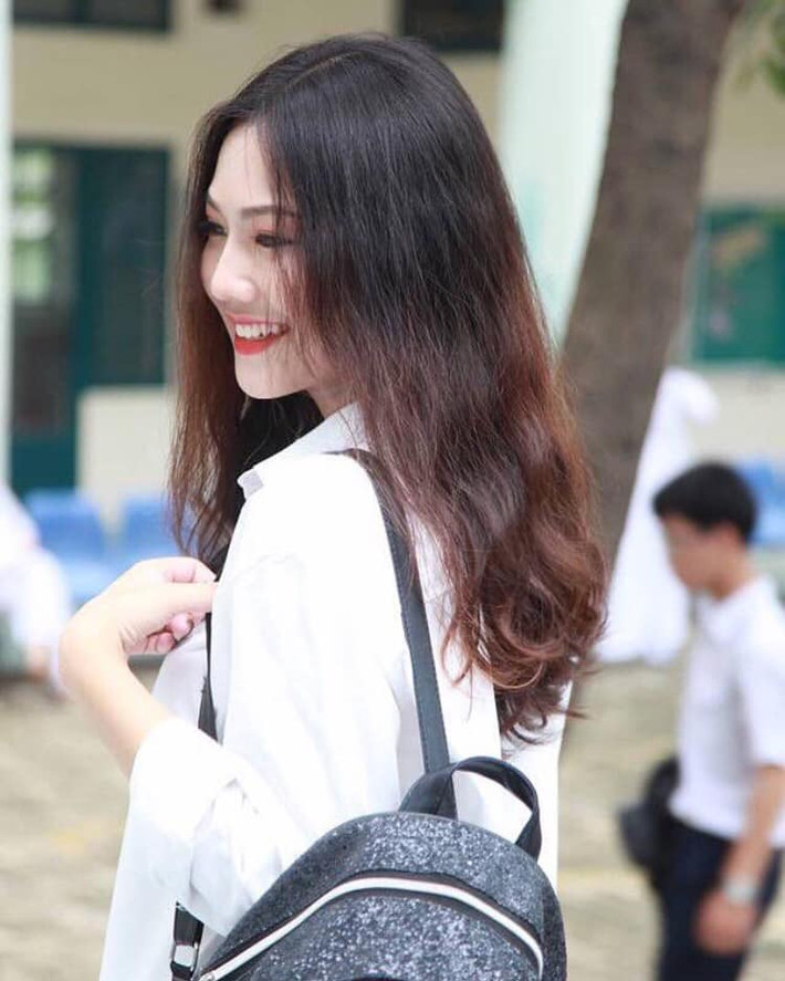 Dù thế mạnh về những môn xã hội nhưng Triệu Vy ước mơ sau này sẽ làm nghề kinh doanh để theo nghiệp gia đình.