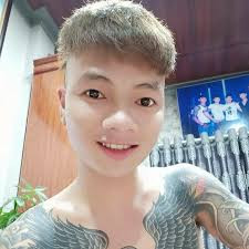 Còn theo thông tin của lãnh đạo Công an xã Tam Sơn cho biết, Khá Bảnh quy tụ khoảng 15-20 người để tạo thành nhóm thanh niên bất hảo "phá làng, phá xóm".