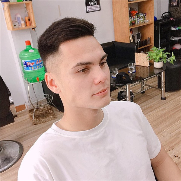 Trong màu áo Hải Phòng ở mùa giải này, trung vệ Việt kiều từng nhận danh hiệu Cầu thủ xuất sắc nhất trận ở vòng 7 V-League. Đó cũng chính là trận đấu Adriano Schmidt ghi điểm mạnh với HLV Park Hang Seo đợt tập trung cho King's Cup và vòng loại World Cup 2022 của đội tuyển Việt Nam thời gian tới.