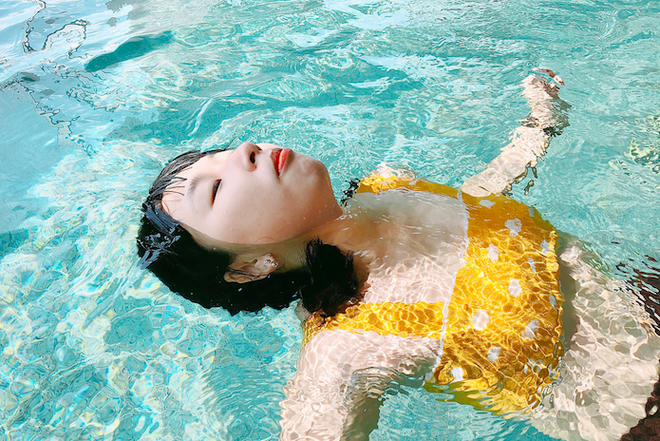 Vấn đề là Trang Hý không hề sở hữu thân hình đáng mơ ước với 3 vòng cực chuẩn, chiều cao ấn tượng hay thân hình quá mảnh mai, nuột nà.