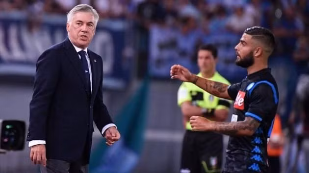 Insigne đang lựa chọn nơi nào làm bến đỗ tiếp theo trong sự nghiệp vẫn đang là một dấu hỏi lớn, với những đại gia nằm trong diện nghi vấn gồm có: Liverpool, Atletico Madrid và cả PSG.