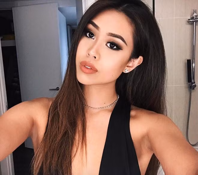 Thảo Tiên (sinh năm 1997) là con gái của vợ chồng doanh nhân Johnathan Hạnh Nguyễn - Thủy Tiên. Cô được biết đến là một trong những rich kid nổi tiếng của hội con nhà giàu Việt Nam.