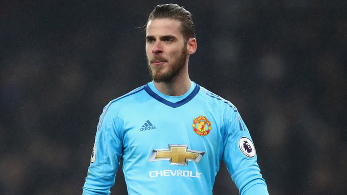 Báo chí Anh loan tin, phía PSG đã sớm tiếp cận De Gea và đưa ra những lời đề nghị cực kỳ hấp dẫn. Do đó, nếu không sớm giải quyết vấn đề hợp đồng với De Gea, nguy cơ Quỷ đỏ mất đi thủ thành tài năng này là không hề nhỏ. Tuy nhiên, có vẻ như mọi thứ đã muộn.