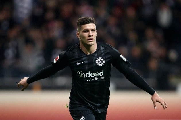 Theo tờ báo Frankfurter Allgemeine Zeitung của Đức, Barcelona đã đạt được thỏa thuận cá nhân với Luka Jovic ở một động thái trong kỳ chuyển nhượng mùa hè tới.