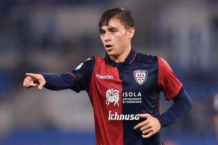 HLV Cagliari đã gạch tên tiền vệ Nicolo Barella khỏi danh sách 27 gương mặt chuẩn bị cho loạt trận giao hữu trước mùa giải, đây là tin vui cho AS Roma.