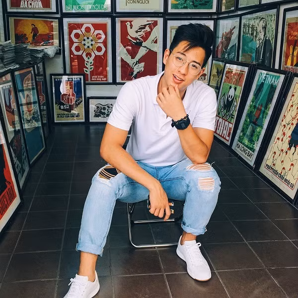 Mỗi bức ảnh mà Hồng Nam đăng tải trên mạng xã hội đều nhận về hàng nghìn lượt like.