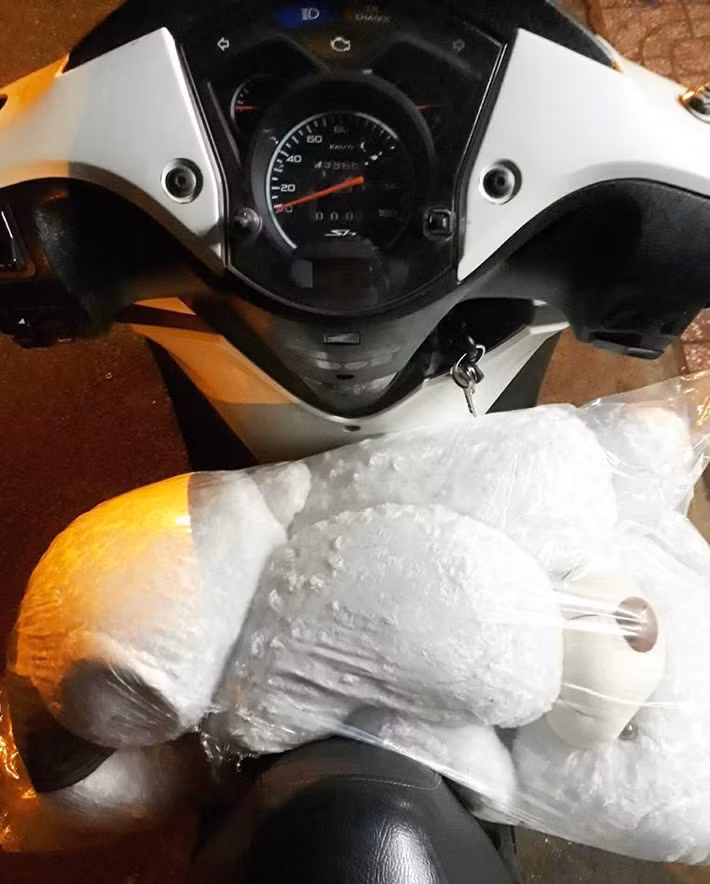 Một chú gấu bông to bằng cả người để ôm cũng là món quà được nhiều chị em yêu thích.