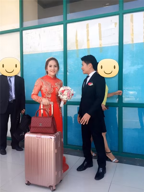 Được biết, cô dâu chú rể đã mạnh tay chi tổng cộng 3 tỷ đồng cho đám cưới của mình.