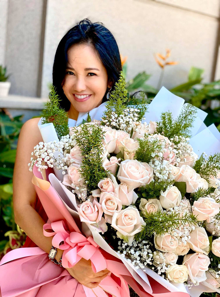 Ngoài ra, Tóc Tiên, Tùng Dương, Hoàng Thùy Linh, diva Hồng Nhung, hoa hậu Hà Kiều Anh, ca sĩ Mỹ Lệ... cũng đều đóng góp cho công tác phòng chống dịch Covid-19. Nguồn ảnh: Internet.