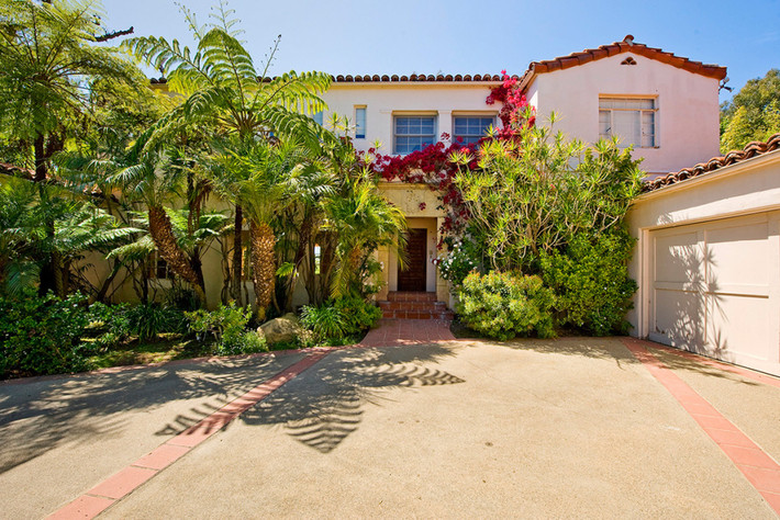 Cặp đôi cũng sở hữu hai căn nhà khac ở California trong đó có một căn nhìn Công viên Central Park. Ảnh: Variety.