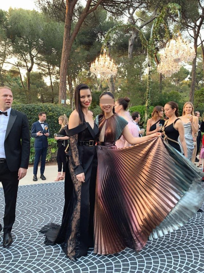 Trước đó, bệnh nhân từng sang Anh để thăm chị gái và cùng người này sang Italy và Pháp du lịch.